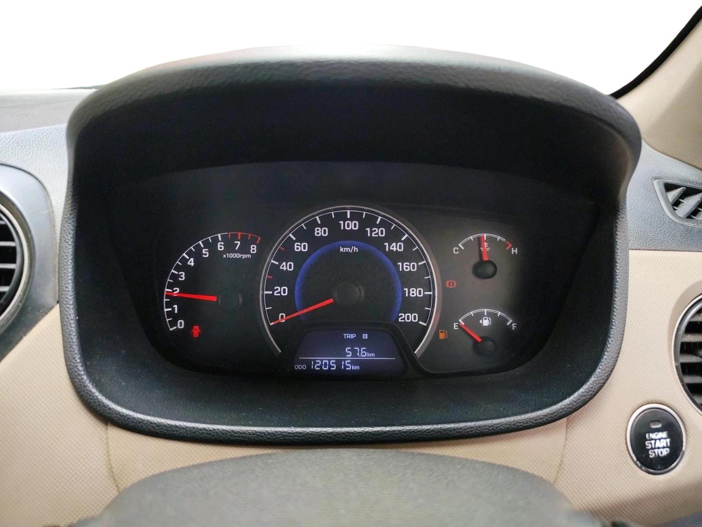 2015 Hyundai Grand i10 ASTA (O) 1.2 KAPPA VTVT, CNG, Manual, 1,20,515 km, interior