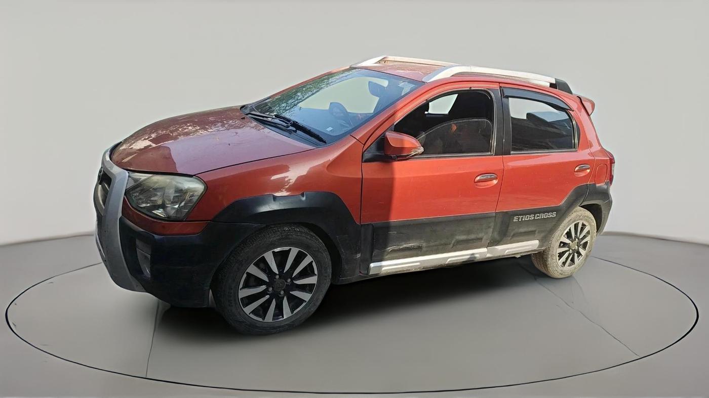 2014 Toyota Etios CROSS 1.5 V, Petrol, Manual, 83,275 km, exterior