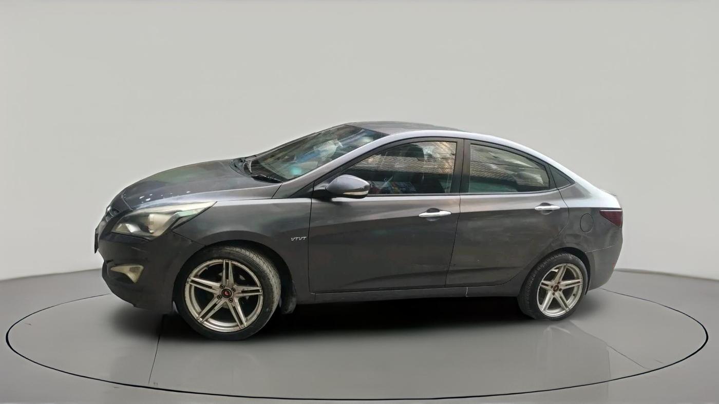 2015 Hyundai Verna FLUIDIC 4S 1.6 VTVT S AT, CNG, Automatic, 1,25,475 km, exterior