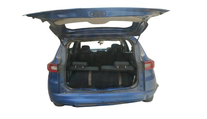 2020 Renault TRIBER RXE MT, CNG, Manual, 71,791 km, exterior