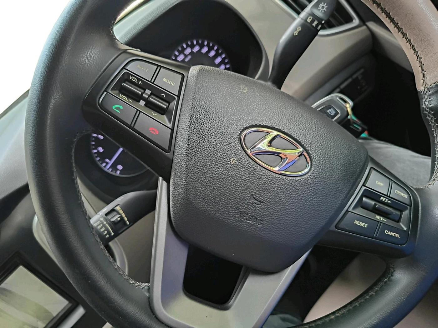 2017 Hyundai Creta E 1.6 PETROL, Petrol, Manual, 33,525 km, interior