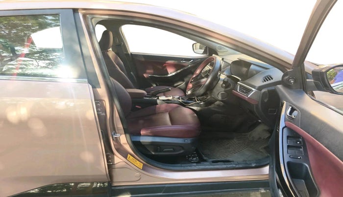 2025 Tata Curvv Accomplished S 1.2 Petrol 7DCA, Petrol, Automatic, 7,590 km, interior