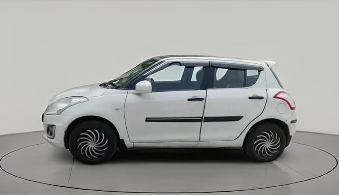 2015 Maruti Swift LXI, CNG, Manual, 1,21,896 km, exterior