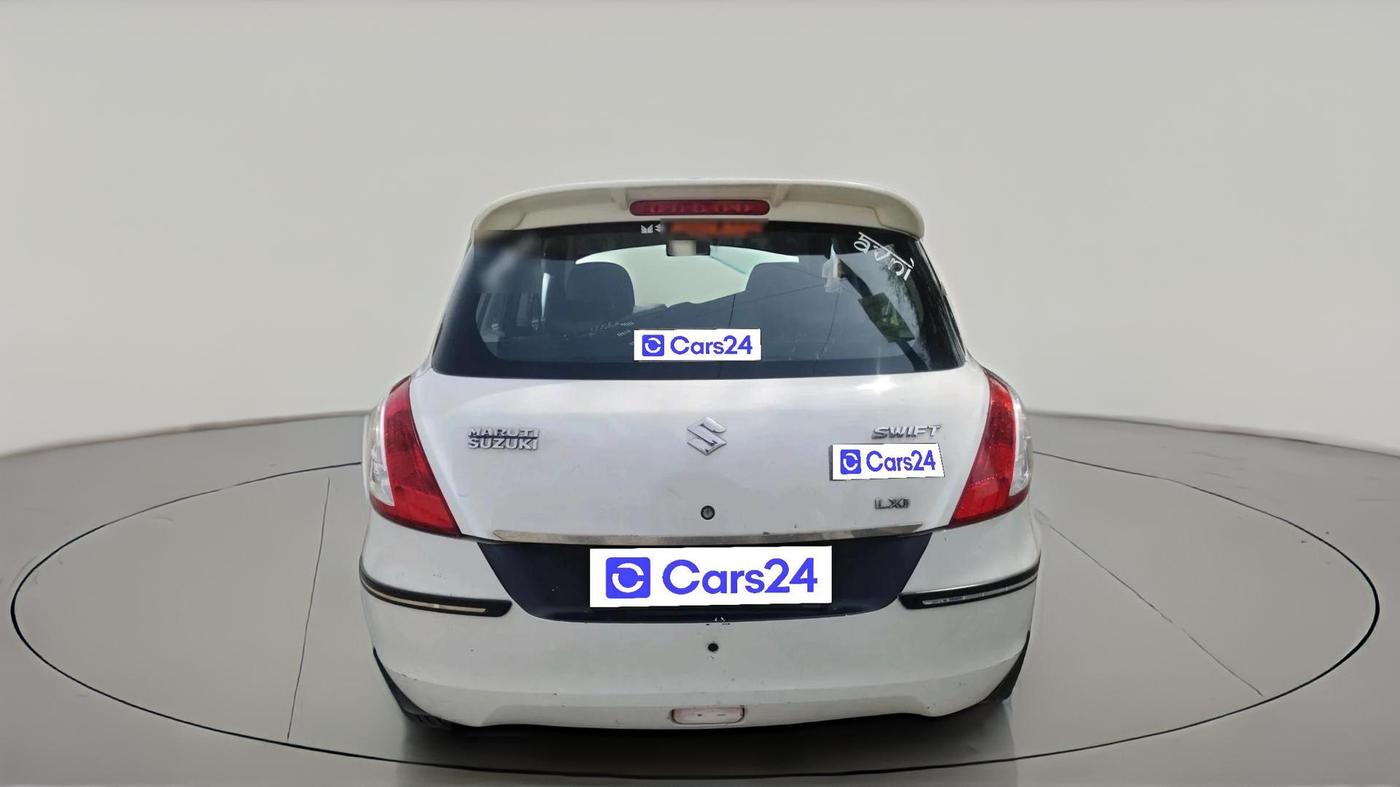 2015 Maruti Swift LXI, CNG, Manual, 1,21,896 km, exterior