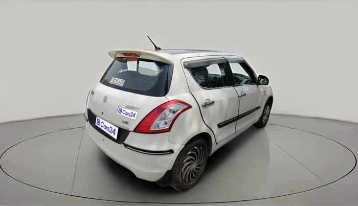 2015 Maruti Swift LXI, CNG, Manual, 1,21,896 km, exterior