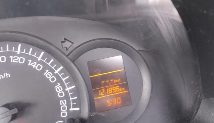 2015 Maruti Swift LXI, CNG, Manual, 1,21,896 km, interior