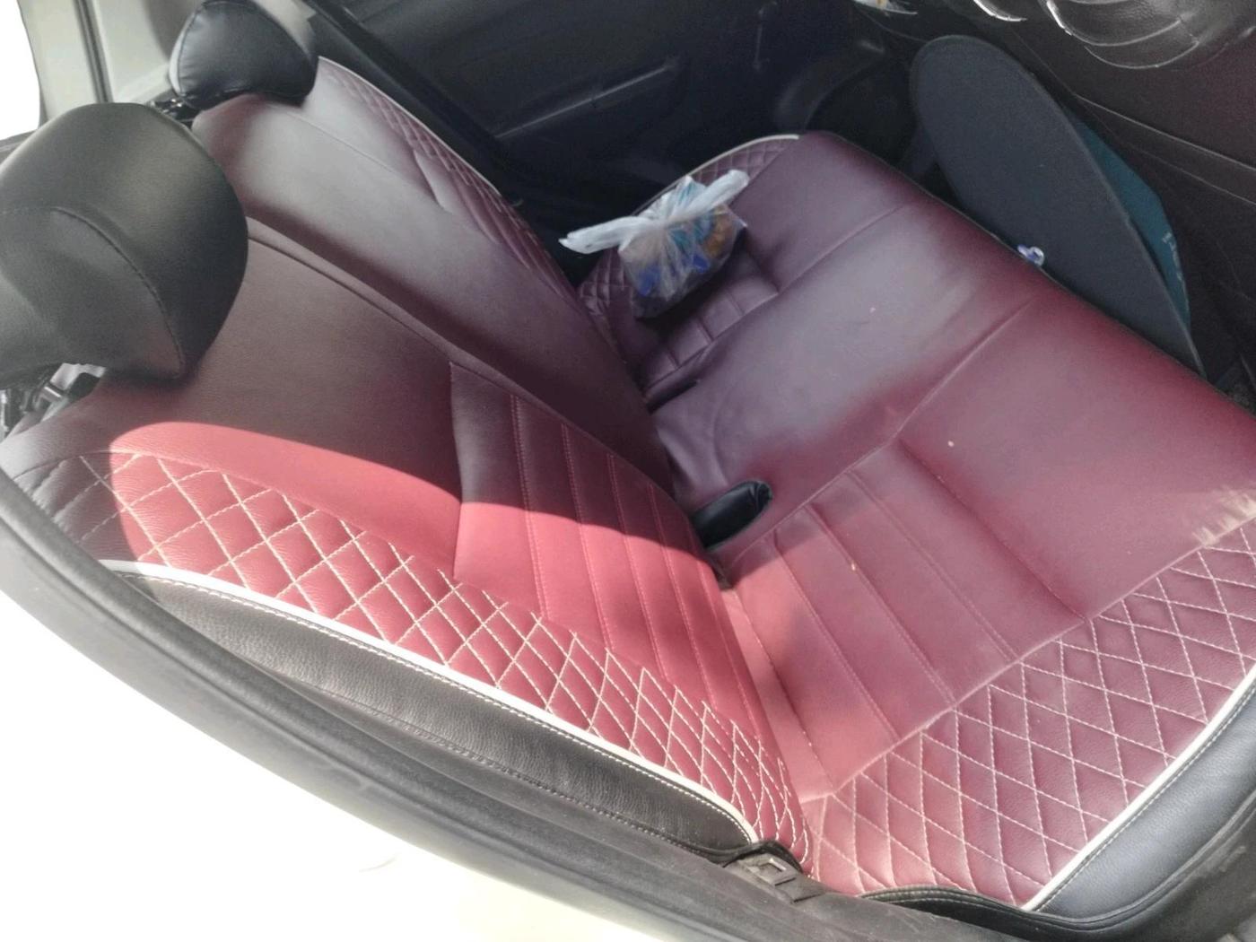 2015 Maruti Swift LXI, CNG, Manual, 1,21,896 km, interior