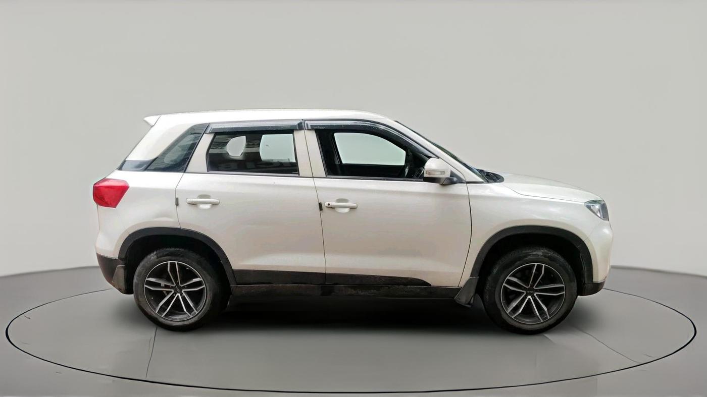 2021 Maruti Vitara Brezza LXI, CNG, Manual, 46,253 km, exterior