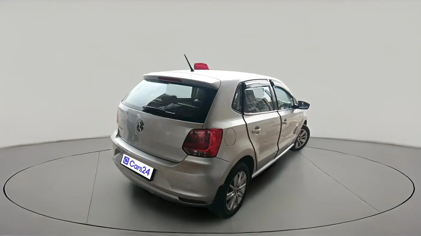 2015 Volkswagen Polo HIGHLINE1.2L, Petrol, Manual, 74,960 km, exterior