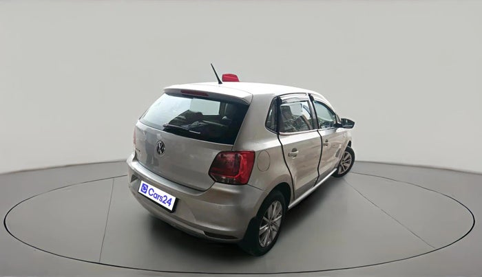 2015 Volkswagen Polo HIGHLINE1.2L, Petrol, Manual, 74,960 km, exterior