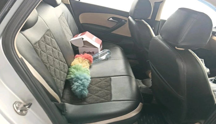 2015 Volkswagen Polo HIGHLINE1.2L, Petrol, Manual, 74,960 km, interior