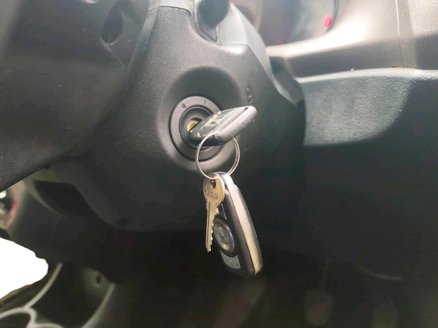 2012 Honda Brio E MT, Petrol, Manual, 87,182 km, interior