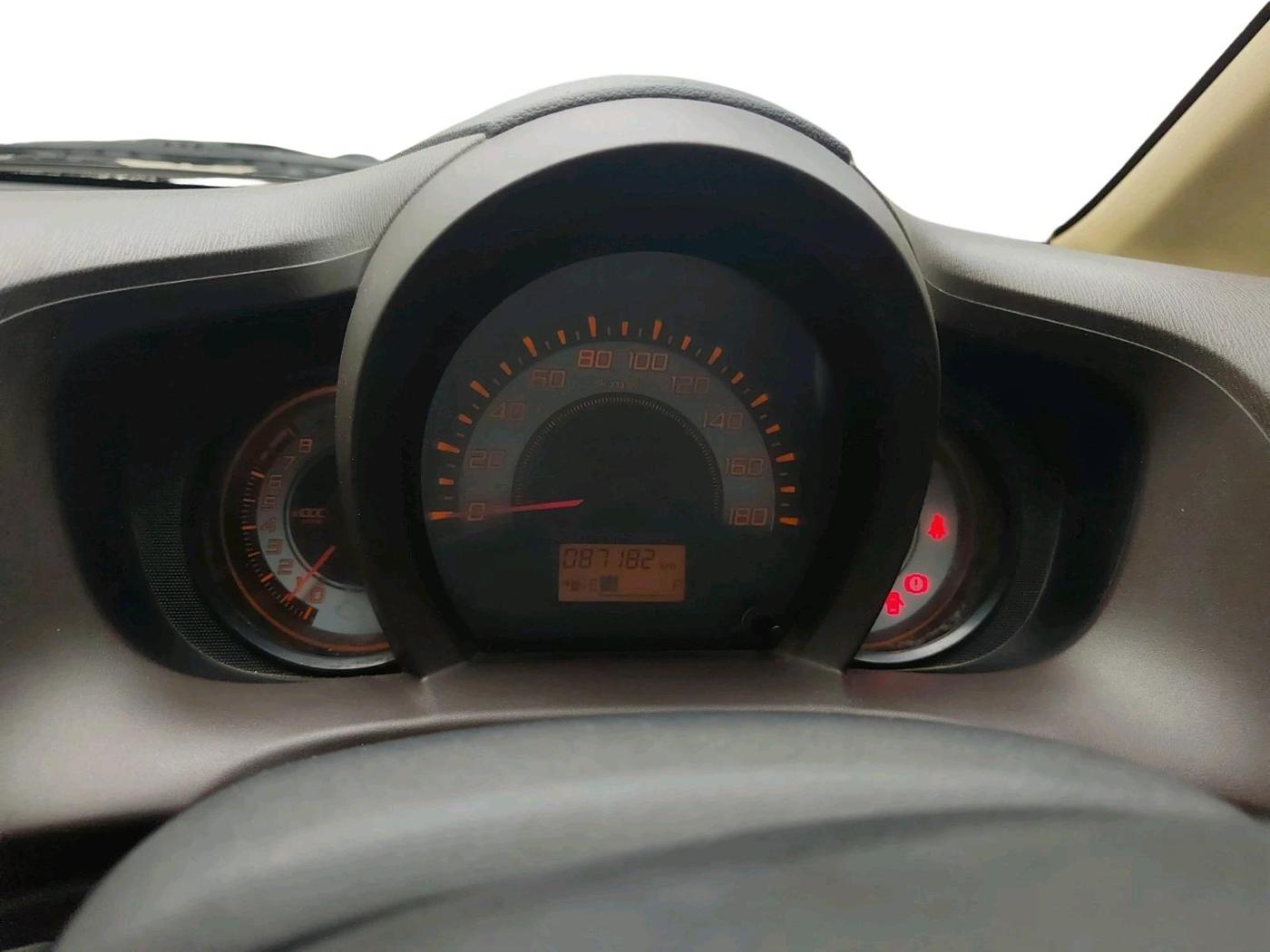 2012 Honda Brio E MT, Petrol, Manual, 87,182 km, interior