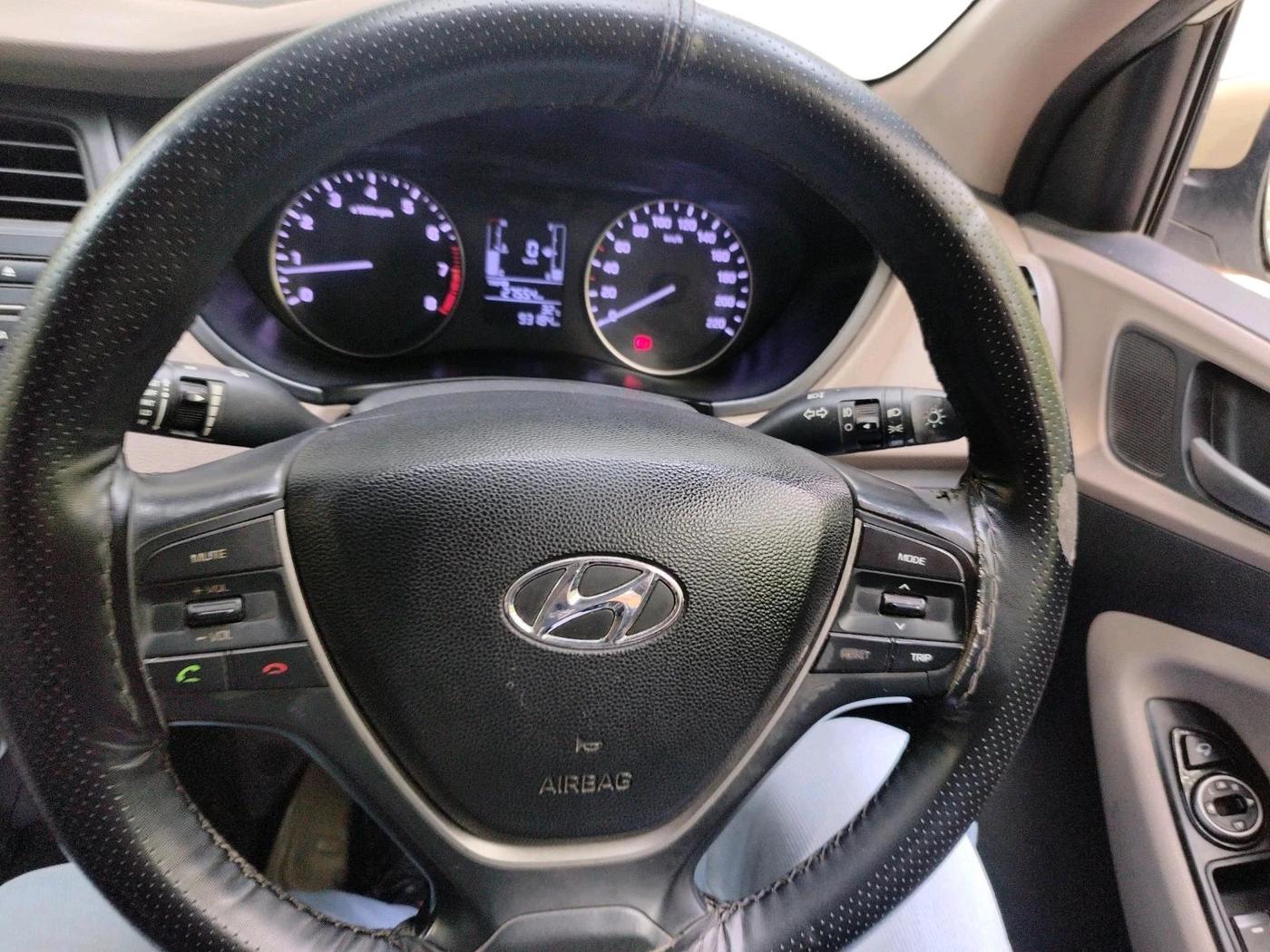 2015 Hyundai Elite i20 SPORTZ 1.2, Petrol, Manual, 93,184 km, interior