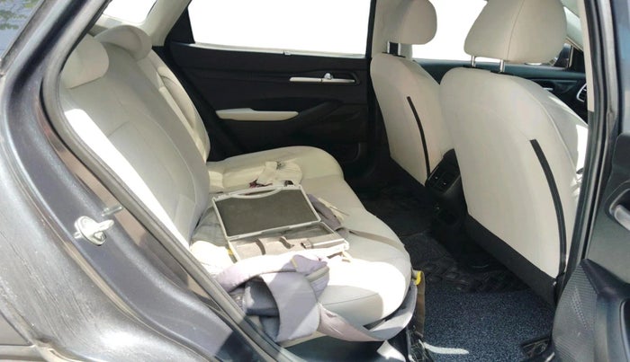 2022 KIA SELTOS HTK PLUS 1.5 IMT, Petrol, Manual, 39,672 km, interior