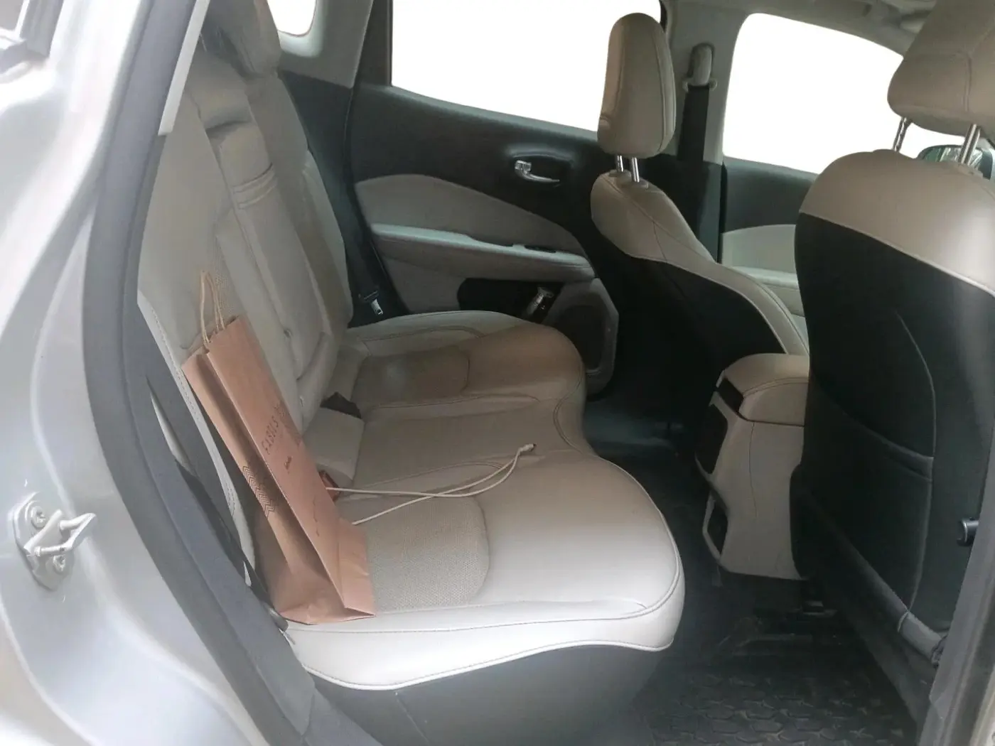 2020 Jeep Compass LIMITED PLUS PETROL AT, Petrol, Automatic, 76,500 km, interior