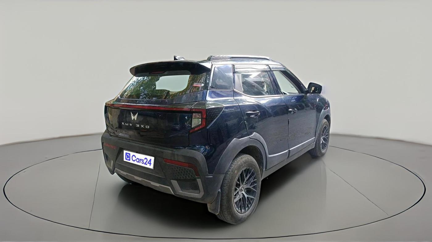 2025 Mahindra XUV 3XO MX2 Pro 1.2 L TCMPFI AT, Petrol, Automatic, 9,128 km, exterior