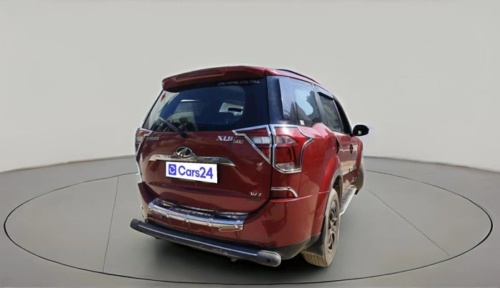 2018 Mahindra XUV500 W7 AT, Diesel, Automatic, 97,668 km, exterior