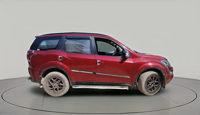 2018 Mahindra XUV500 W7 AT, Diesel, Automatic, 97,668 km, exterior