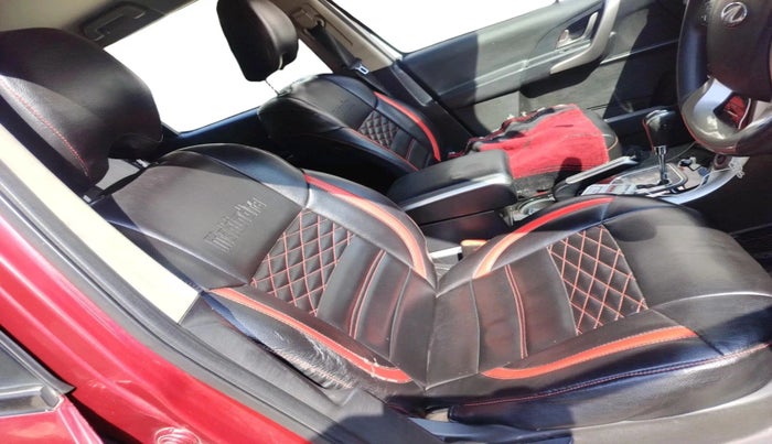 2018 Mahindra XUV500 W7 AT, Diesel, Automatic, 97,668 km, interior