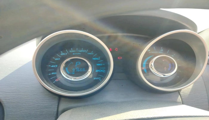 2018 Mahindra XUV500 W7 AT, Diesel, Automatic, 97,668 km, interior