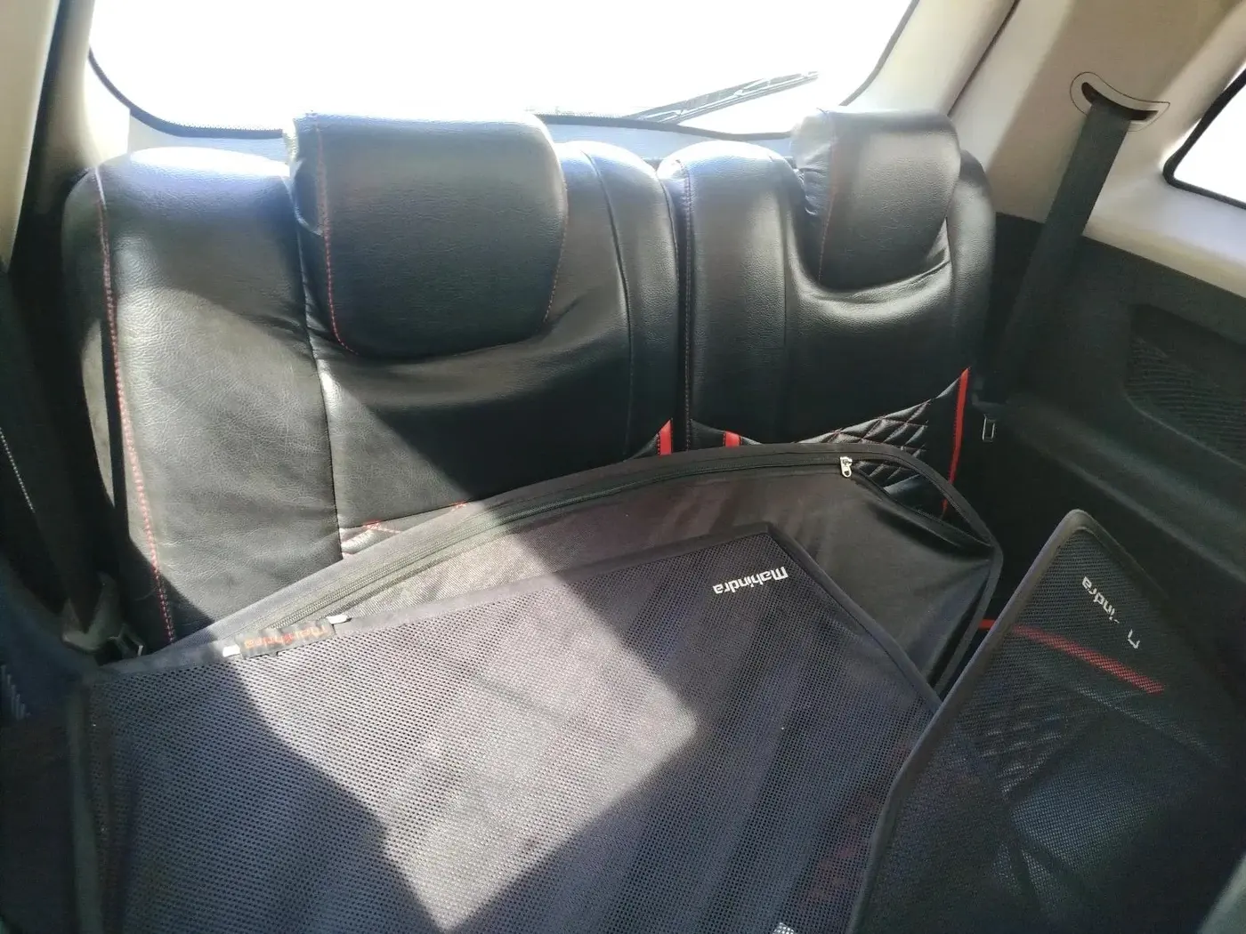 2018 Mahindra XUV500 W7 AT, Diesel, Automatic, 97,668 km, interior