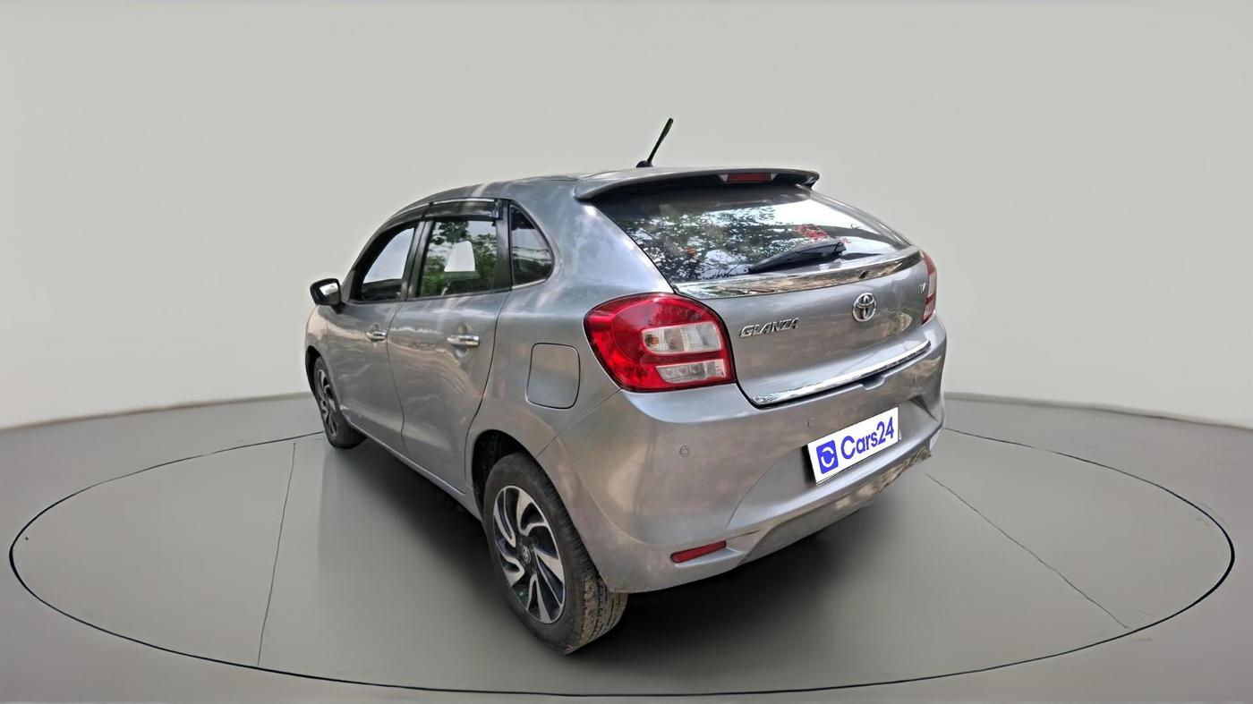 2019 Toyota Glanza V, Petrol, Manual, 75,763 km, exterior