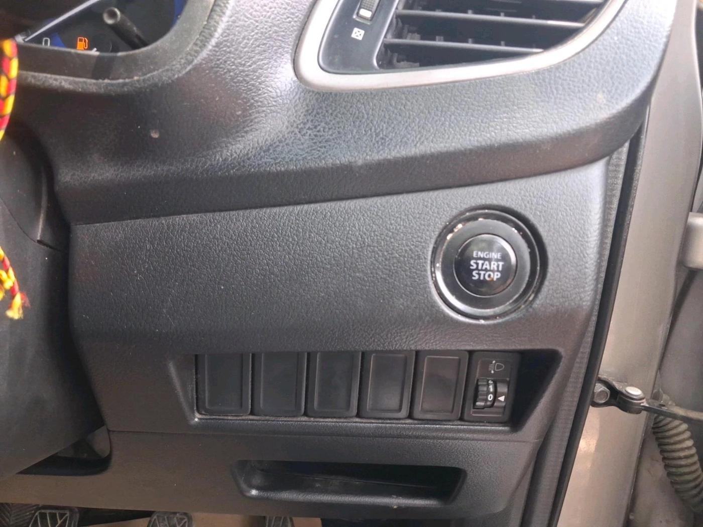 2019 Toyota Glanza V, Petrol, Manual, 75,763 km, interior