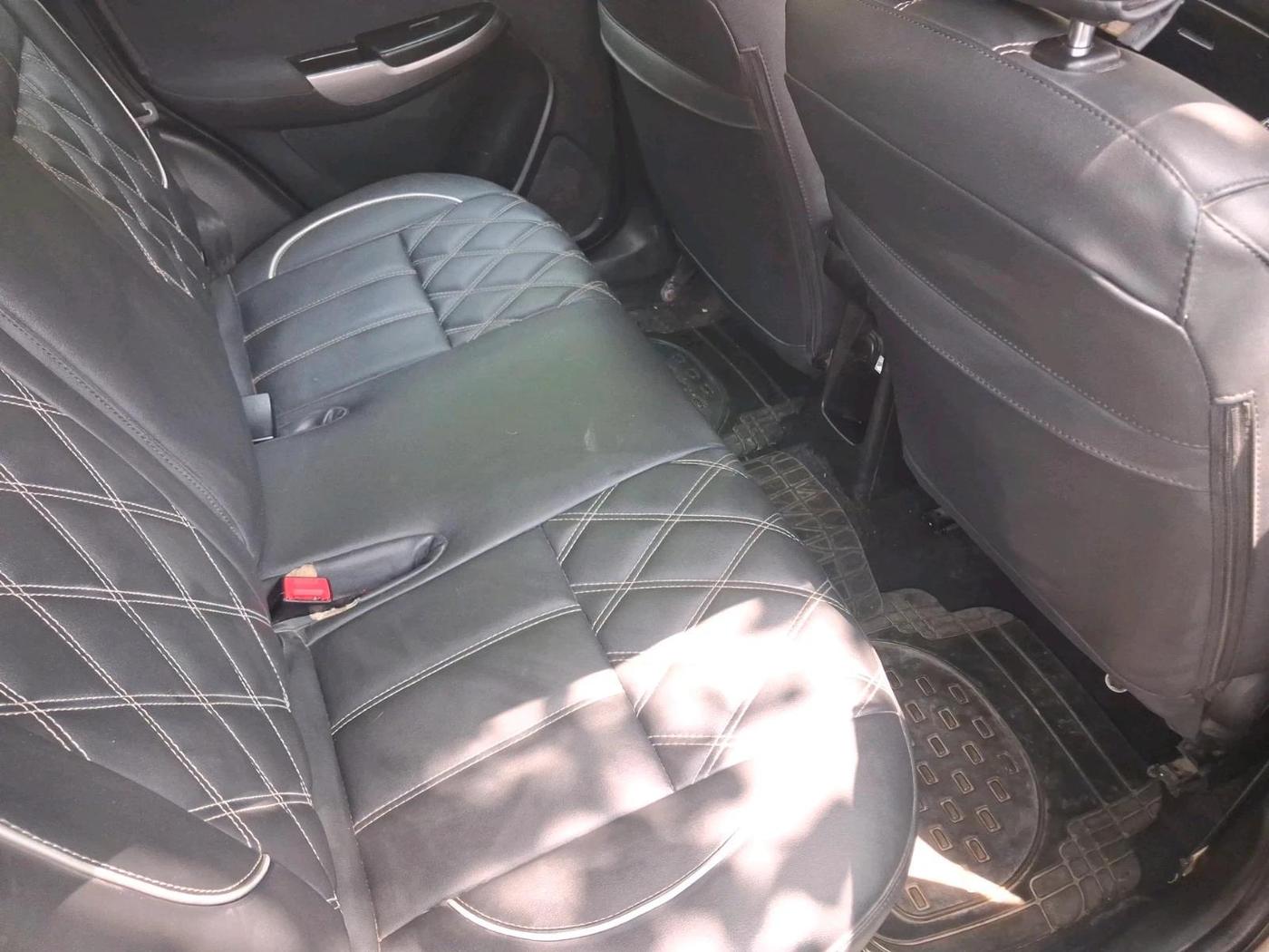 2019 Toyota Glanza V, Petrol, Manual, 75,763 km, interior