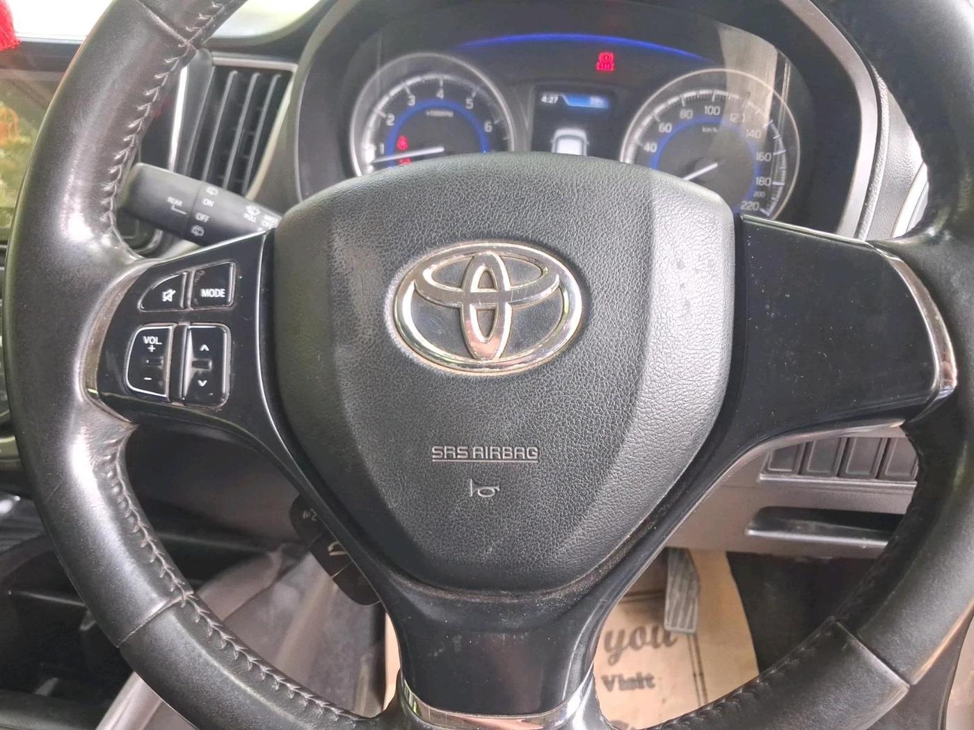 2019 Toyota Glanza V, Petrol, Manual, 75,763 km, interior