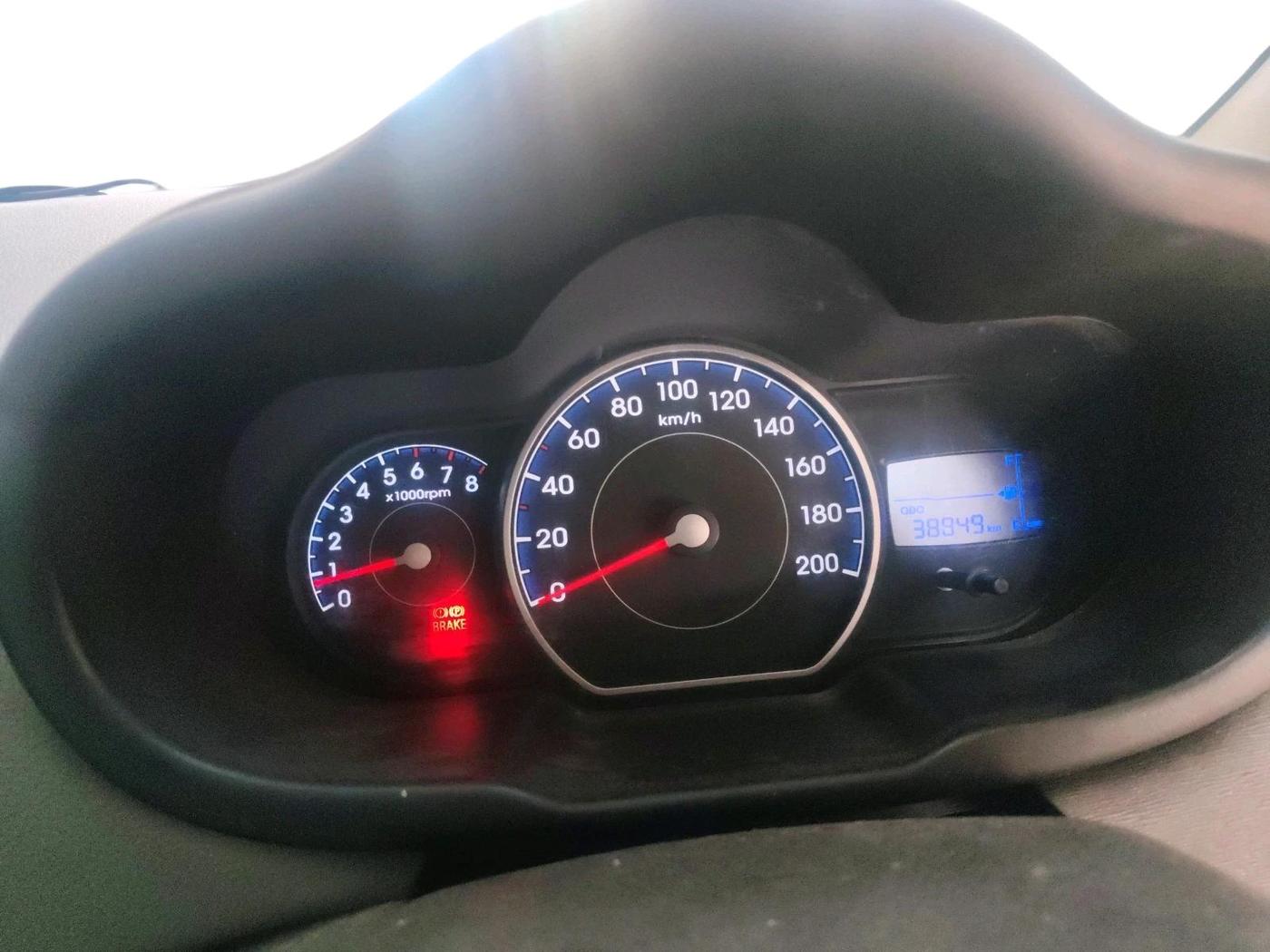 2012 Hyundai i10 ERA 1.1, Petrol, Manual, 38,849 km, interior