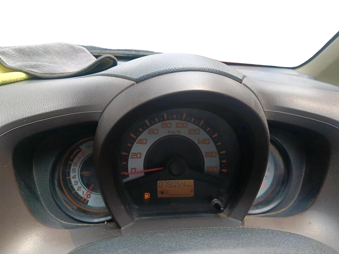 2012 Honda Brio S(O) MT, CNG, Manual, 79,054 km, interior