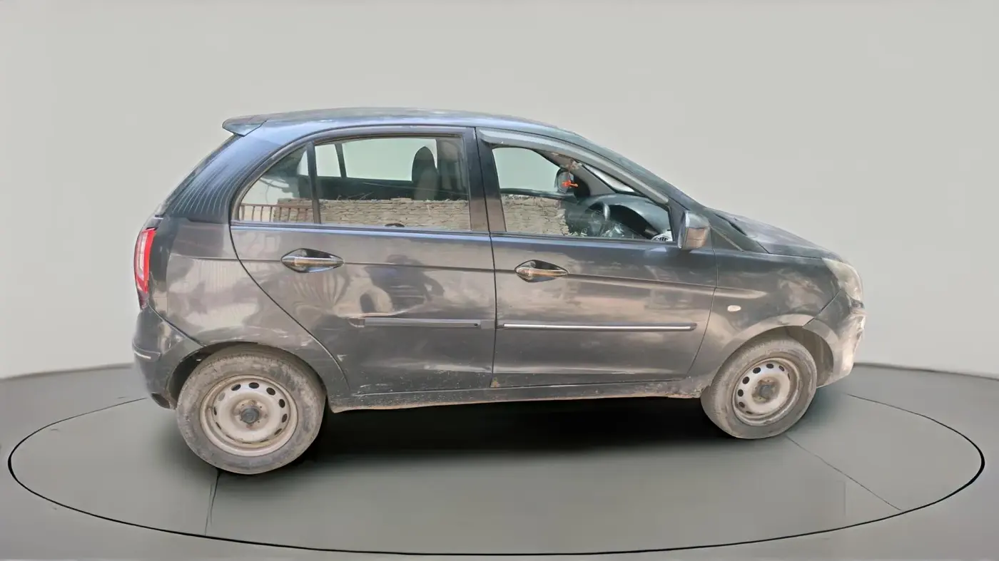 2016 Tata Bolt XE QUADRAJET, Diesel, Manual, 1,68,910 km, exterior