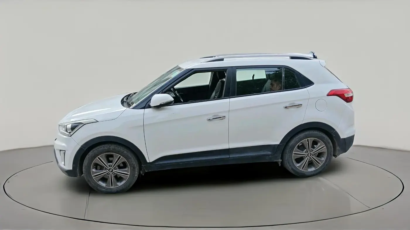 2017 Hyundai Creta SX PLUS AT 1.6 PETROL, CNG, Automatic, 1,02,246 km, exterior