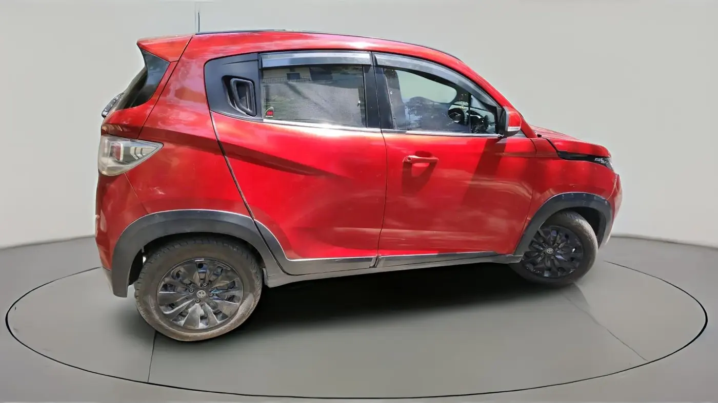 2017 Mahindra KUV 100 NXT K6+ D 6 STR, Diesel, Manual, 1,50,174 km, exterior