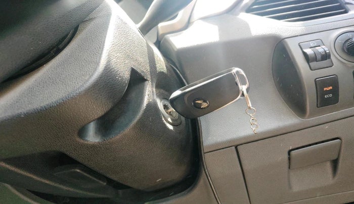 2017 Mahindra KUV 100 NXT K6+ D 6 STR, Diesel, Manual, 1,50,174 km, interior