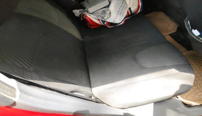 2017 Mahindra KUV 100 NXT K6+ D 6 STR, Diesel, Manual, 1,50,174 km, interior