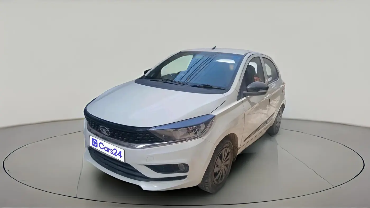 2022 Tata Tiago XT (O) PETROL, Petrol, Manual, 33,603 km, exterior