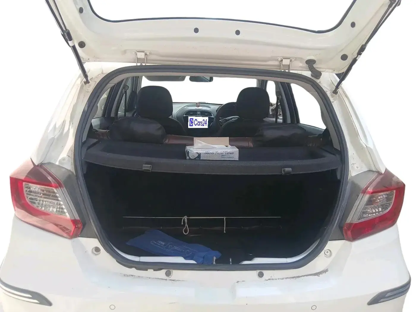 2022 Tata Tiago XT (O) PETROL, Petrol, Manual, 33,603 km, exterior