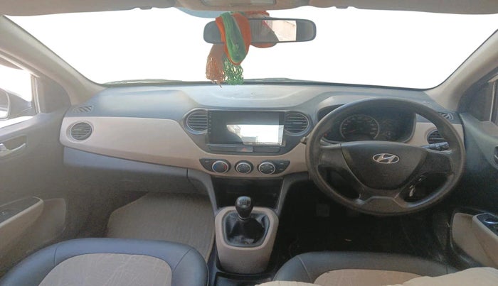 2013 Hyundai Grand i10 MAGNA 1.2 KAPPA VTVT, CNG, Manual, 82,134 km, interior