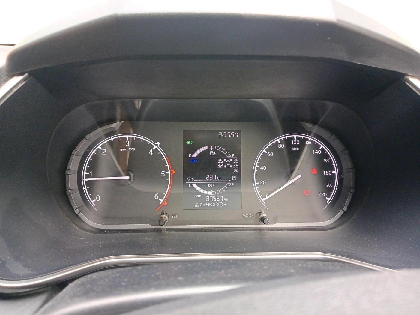 2021 Tata Safari XT PLUS, Diesel, Manual, 87,557 km, interior