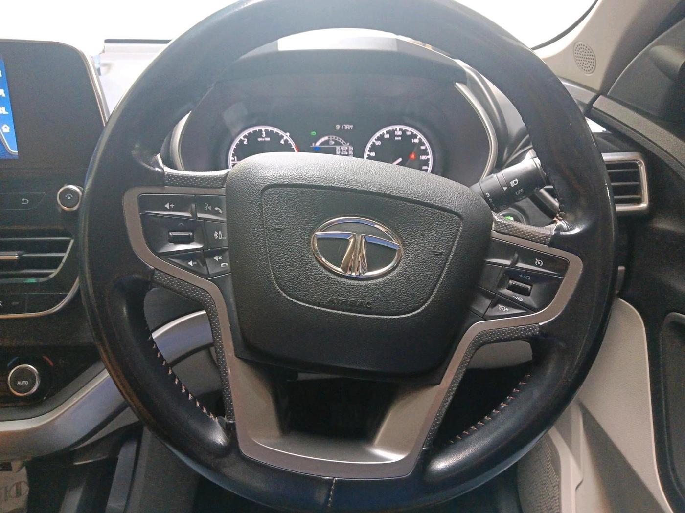 2021 Tata Safari XT PLUS, Diesel, Manual, 87,557 km, interior