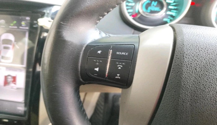 2018 Mahindra XUV500 W6, Diesel, Manual, 87,900 km, interior