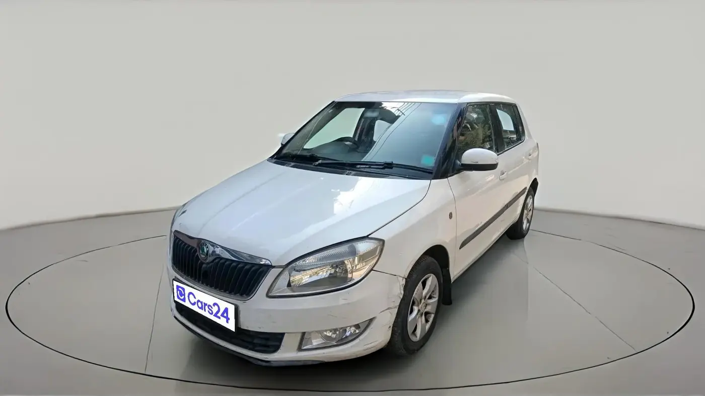 2011 Skoda Fabia ELEGANCE 1.2 MPI, Petrol, Manual, 55,555 km, exterior