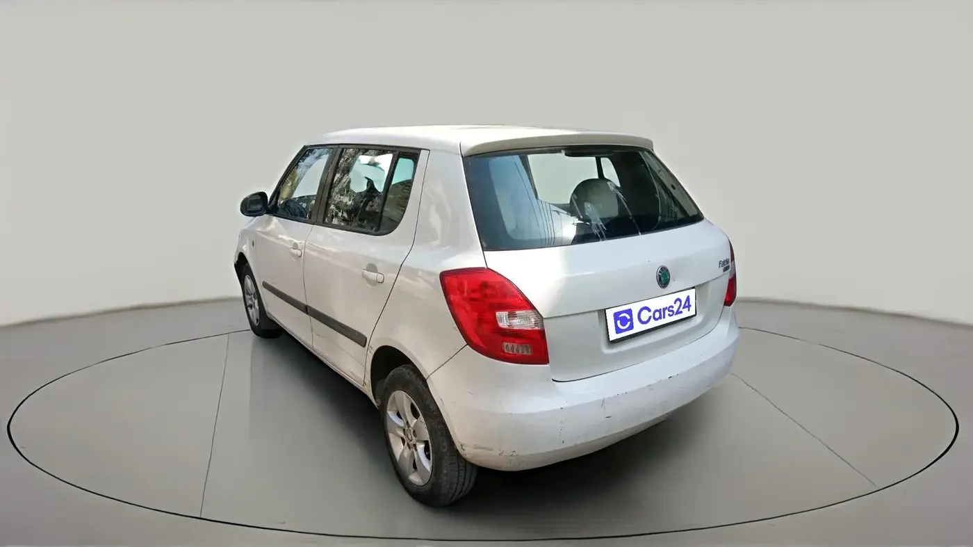 2011 Skoda Fabia ELEGANCE 1.2 MPI, Petrol, Manual, 55,555 km, exterior