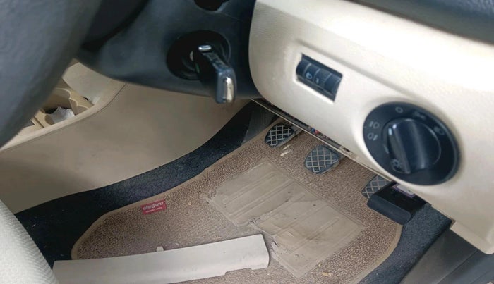 2011 Skoda Fabia ACTIVE 1.2 MPI, Petrol, Manual, 54,912 km, interior