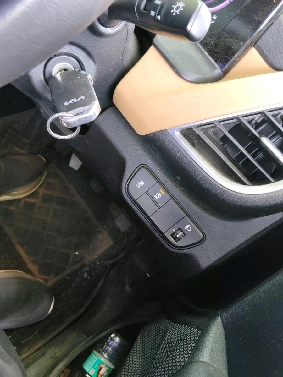 2024 KIA SELTOS  HTK 1.5 PETROL MT, Petrol, Manual, 14,703 km, interior