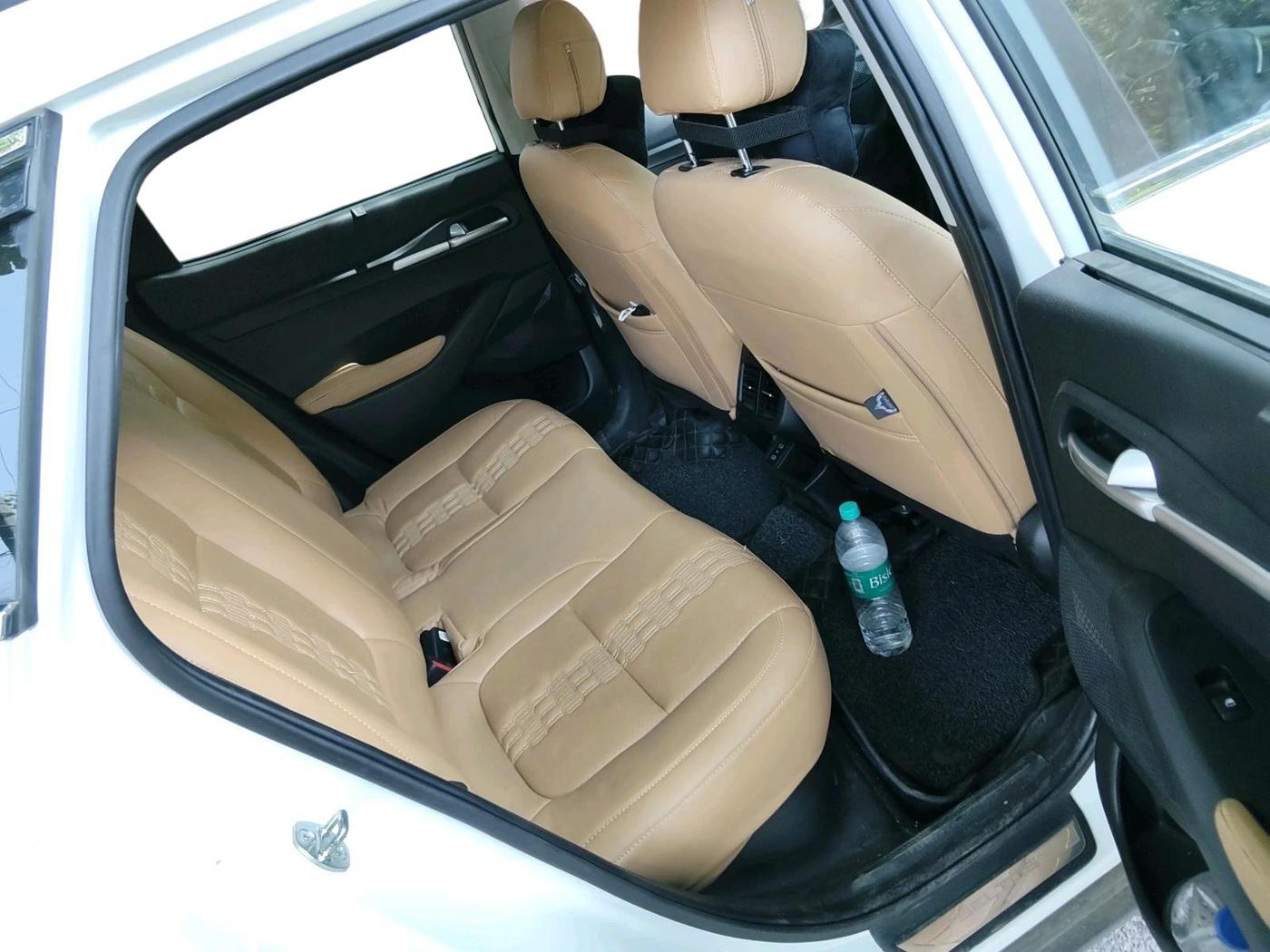 2024 KIA SELTOS  HTK 1.5 PETROL MT, Petrol, Manual, 14,703 km, interior