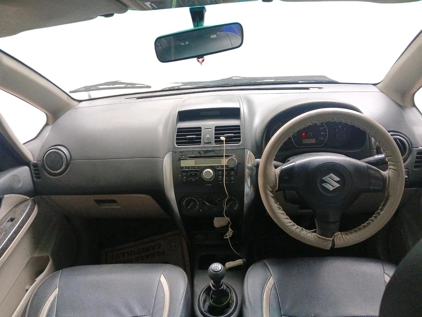 2013 Maruti SX4 VXI CNG, Petrol, Manual, 82,420 km, interior