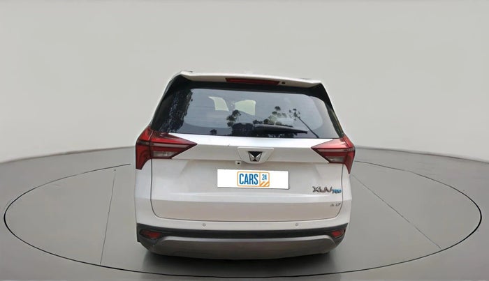 2022 Mahindra XUV700 AX 7 P AT 7 STR, Petrol, Automatic, 17,053 km, exterior